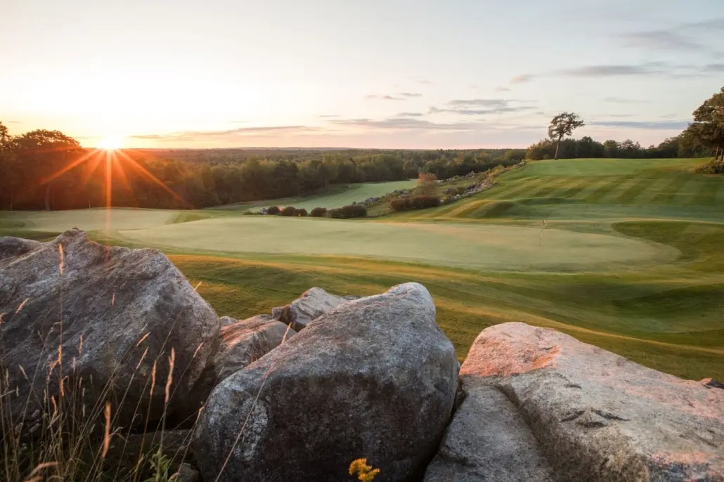FIFTH PRIZE 4 rounds of golf & cart at the Belgrade Lakes Golf Club.