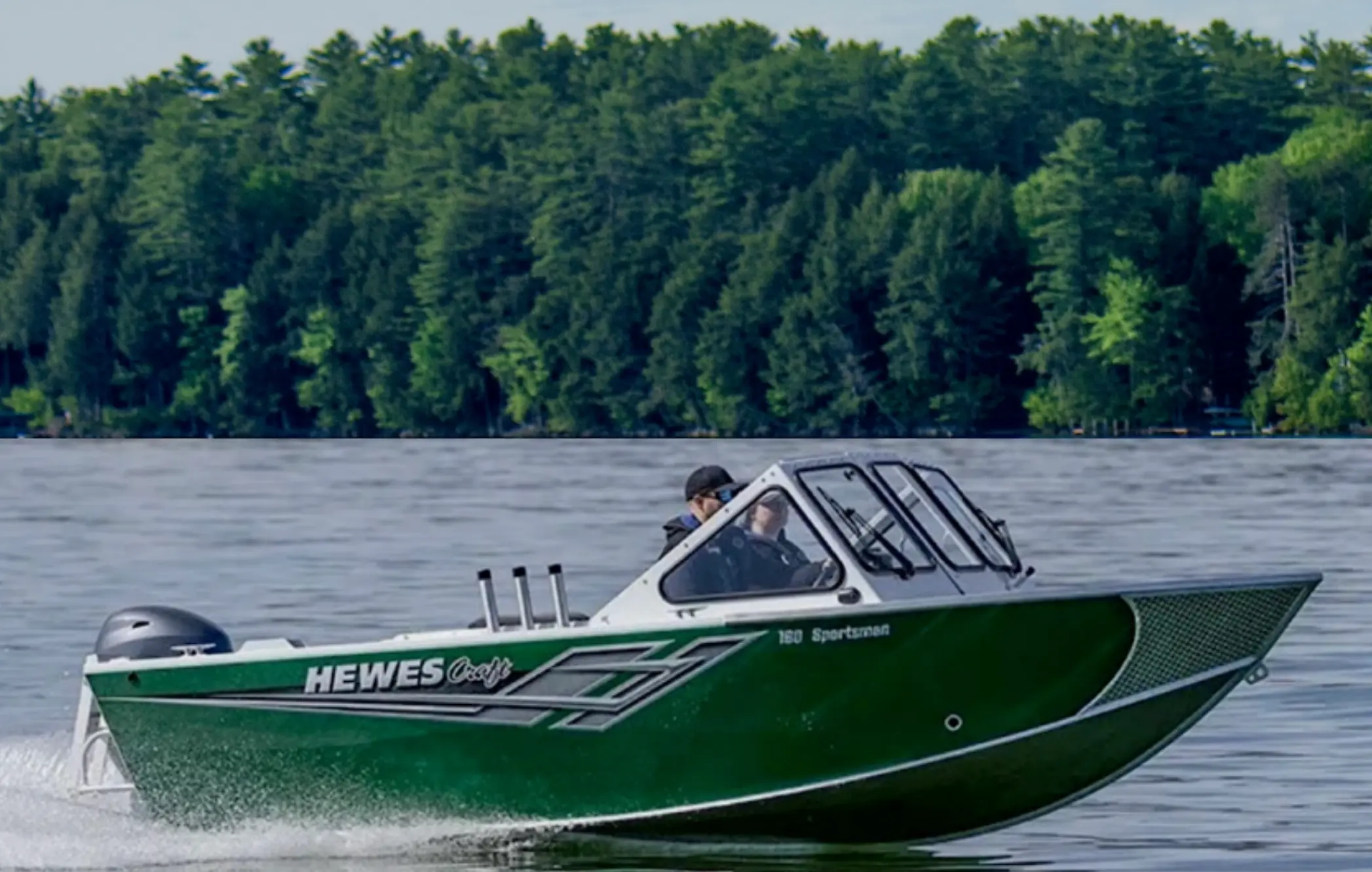 GRAND PRIZE Hamlin’s Marine 16’ Hewescraft Sportsman 160